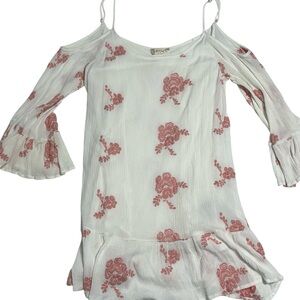 Juniors altered state dress size small